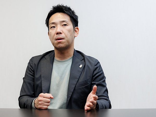 取締役 臼井 啓祐 様