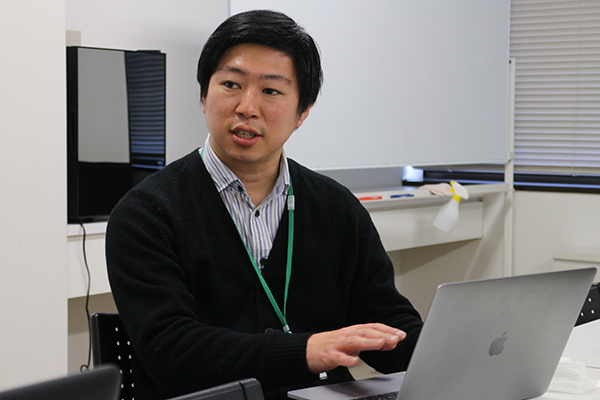 マーケティング本部 デジタルマーケティング推進部 飯田健一 様