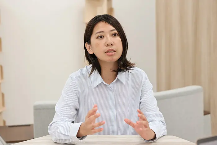 東京大志学園担当　高橋様の写真